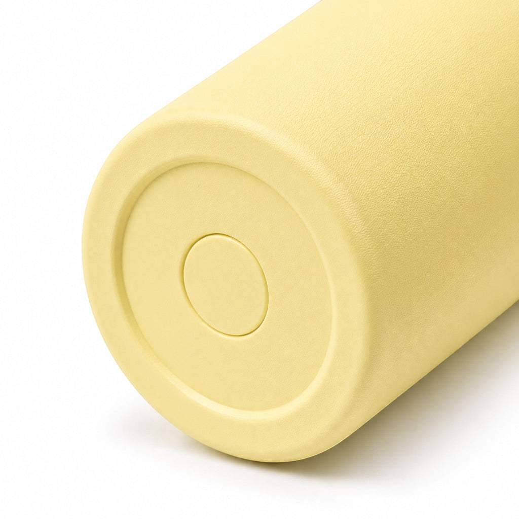 OWAW Nomade 32oz insulated water bottle in Citrus, base detail
