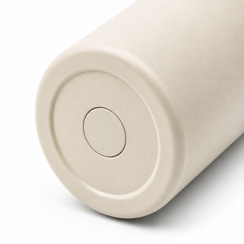 OWAW Nomade 32oz insulated water bottle in Cream White, base detail